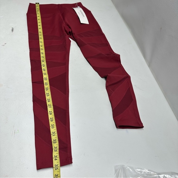 BUFFBUNNY collection red leggings Anastasia size medium nwt - Picture 5 of 9